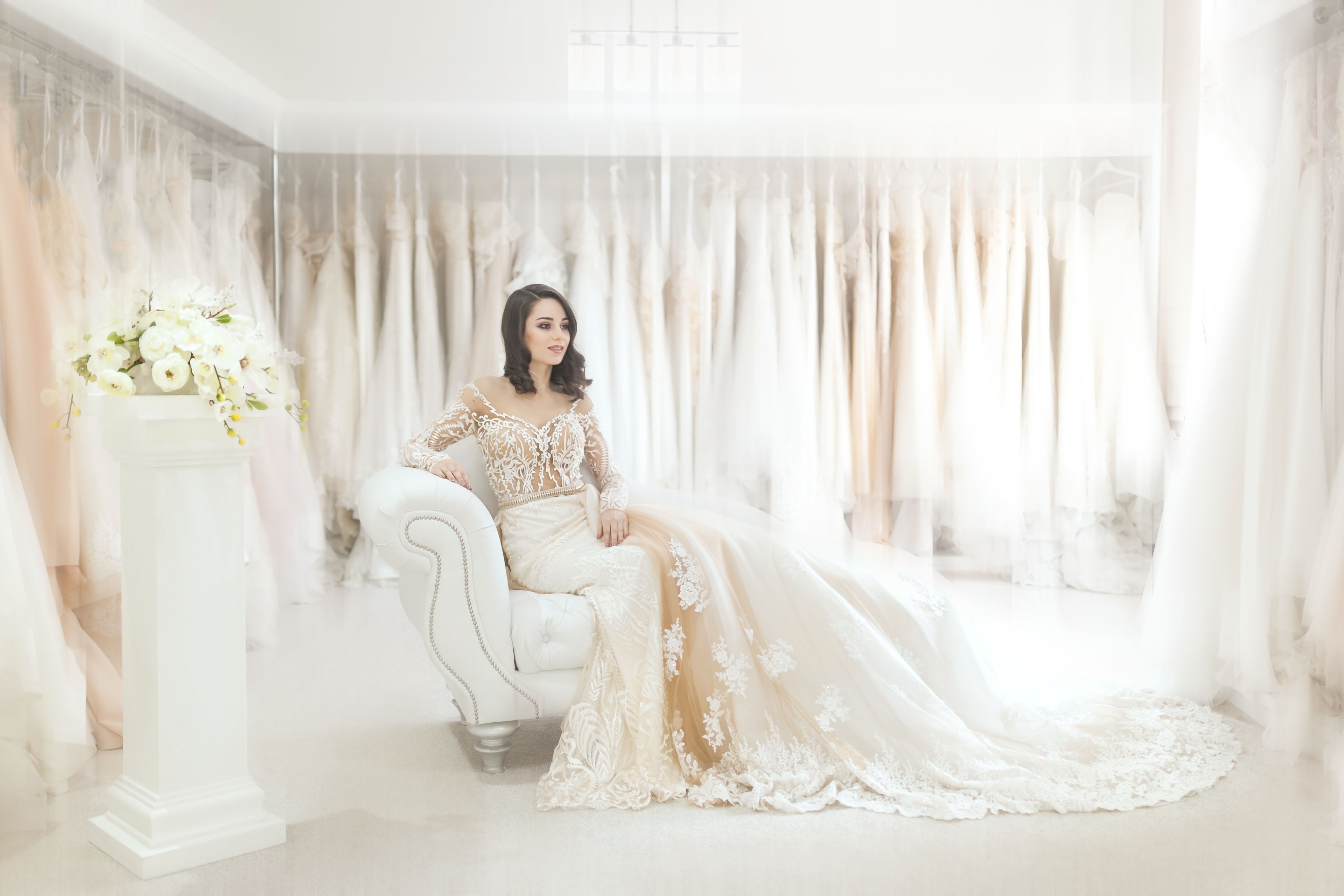 Which Important Factors Should Be Taken Into Consideration While Buying A Wedding Dress